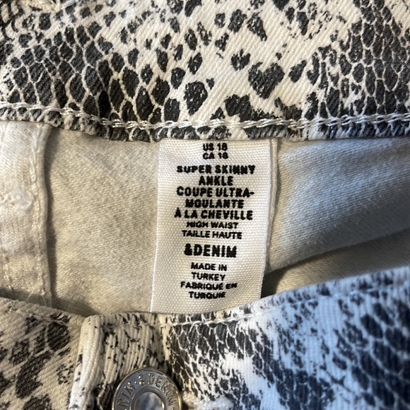 NWT HM Snakeprint Super Skinny Ankle ✨ - Picture 5 of 5